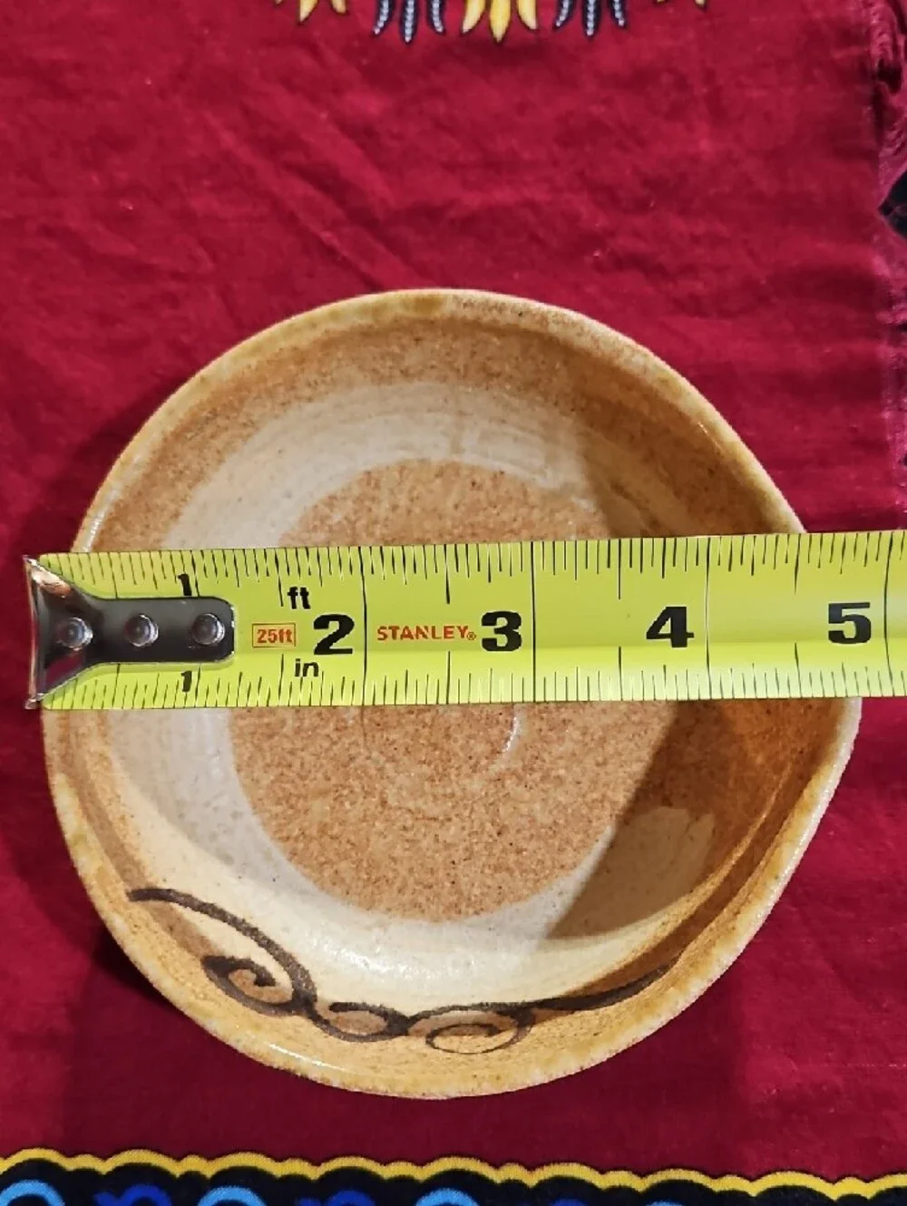 Donabe Earthenware Soup Tureen/Casserole Serving Dish, 4 Bowls & Serrated Ladle